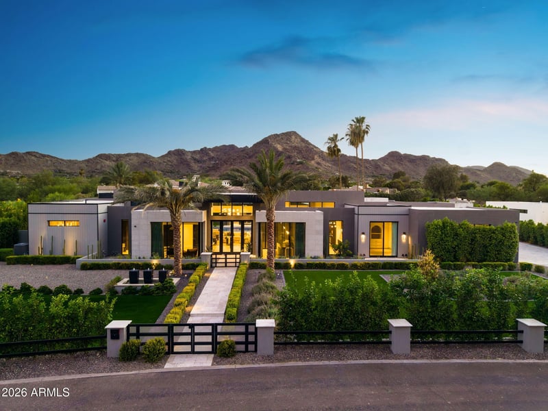 8020 N 64th Pl, Paradise Valley, AZ 85253