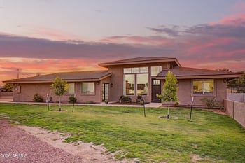 8020 12th St, Phoenix, AZ 85042