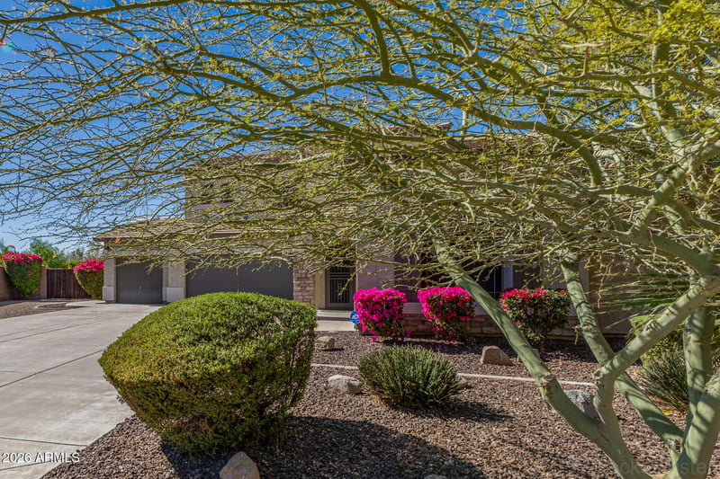 8020 53rd Ave, Laveen, AZ 85339