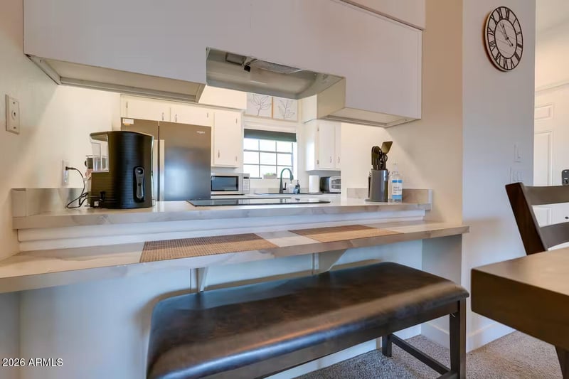 8020 Thomas Rd #318, Scottsdale, AZ 85251