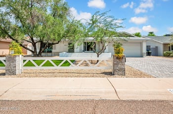8021 16th Dr, Phoenix, AZ 85021