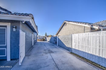 8021 Charter Oak Rd, Peoria, AZ 85381