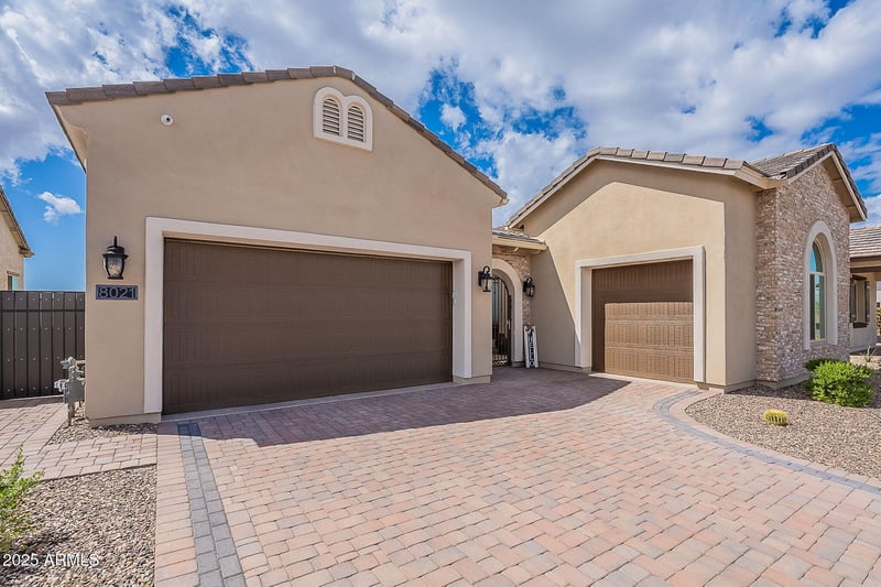 8021 Jasmine St, Mesa, AZ 85207