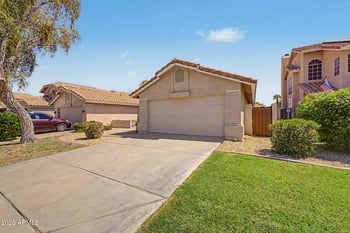 8021 Paradise Dr, Peoria, AZ 85345