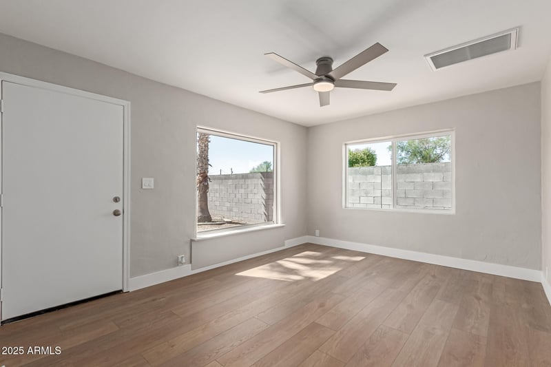 8022 1st Ave, Mesa, AZ 85208