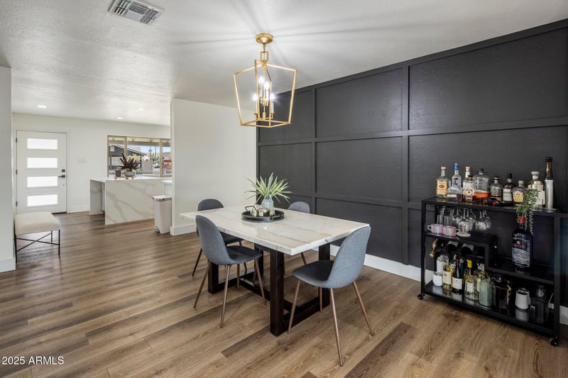 8022 Columbus Ave, Scottsdale, AZ 85251