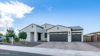 8022 Northview Ave, Glendale, AZ 85303