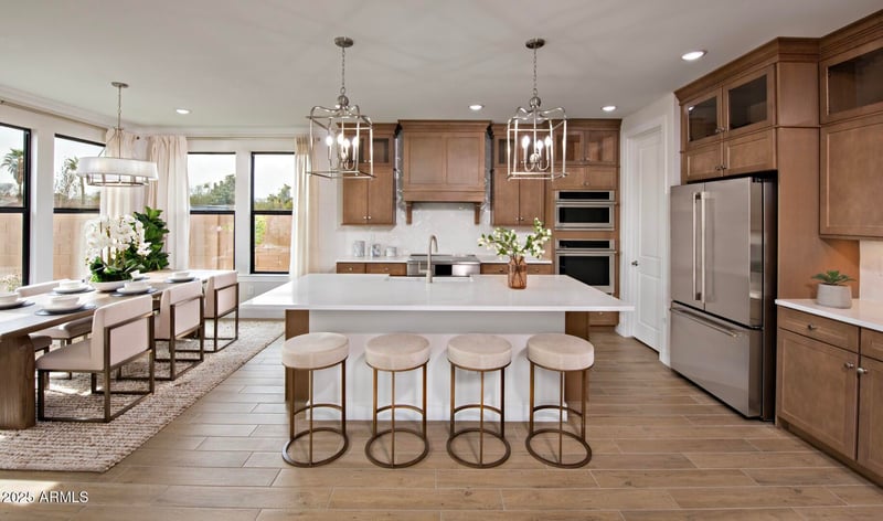 8022 Royal Palm Rd, Peoria, AZ 85345