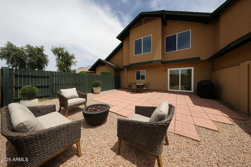 8023 49th Ave, Glendale, AZ 85302