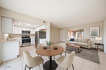 8023 49th Ave, Glendale, AZ 85302