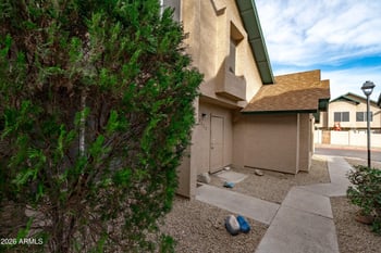 8023 49th Ave, Glendale, AZ 85302