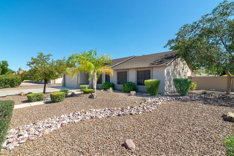 8023 E Fox St, Mesa, AZ 85207