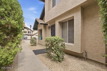 8024 N 48th Ln, Glendale, AZ 85302