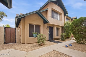 8024 N 48th Ln, Glendale, AZ 85302