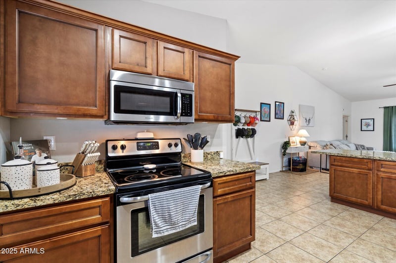 8025 5th Ave, Phoenix, AZ 85041