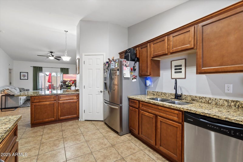 8025 5th Ave, Phoenix, AZ 85041