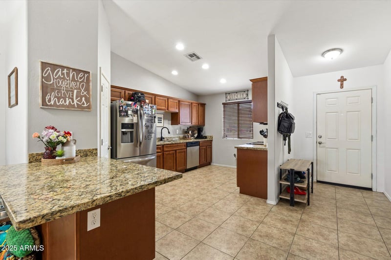 8025 5th Ave, Phoenix, AZ 85041