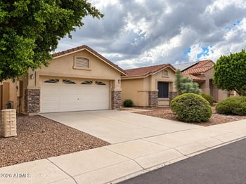 8025 W Harmony Ln, Peoria, AZ 85382