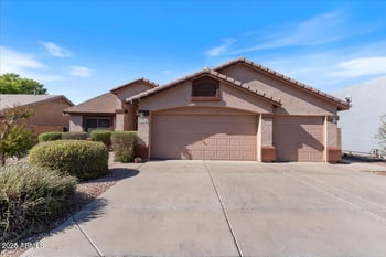 8026 Hilton Ave, Phoenix, AZ 85043