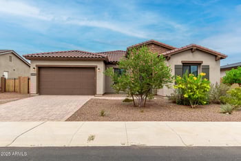 8026 Nicolet Ave, Glendale, AZ 85303