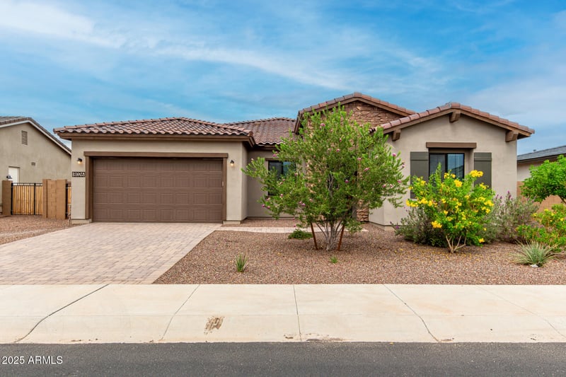 8026 Nicolet Ave, Glendale, AZ 85303