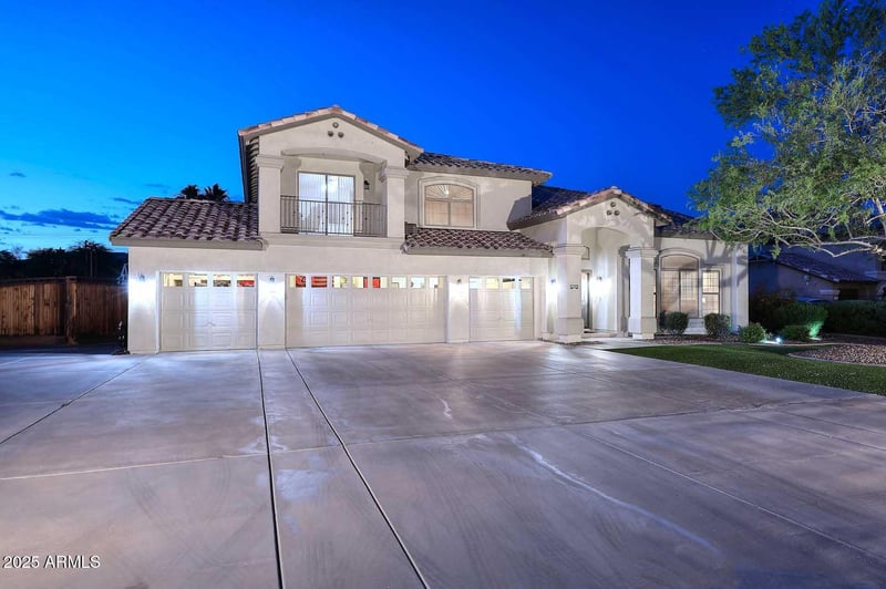 8026 Villa Lindo Dr, Peoria, AZ 85383