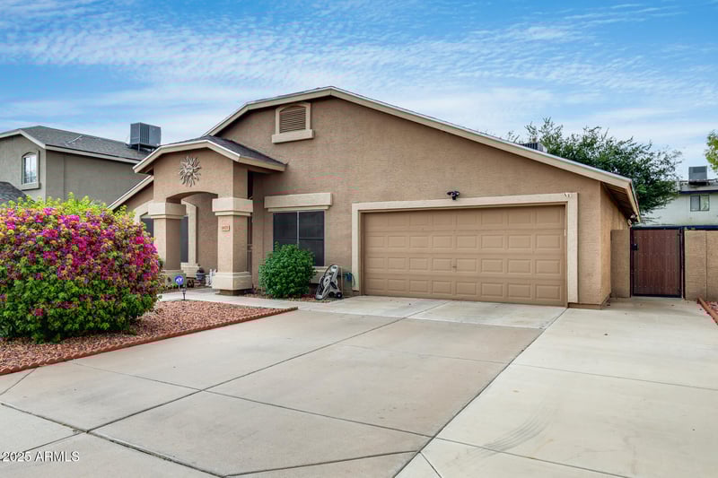 8027 Georgia Ave, Glendale, AZ 85303