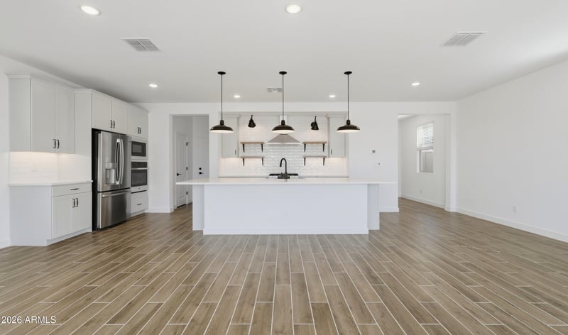 8027 W Harmont Dr, Peoria, AZ 85345