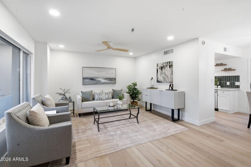 8028 N 48th Ave, Glendale, AZ 85302