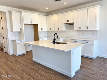 8028 W Eaton Rd, Phoenix, AZ 85035