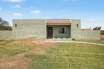 803 E Cochise Dr, Phoenix, AZ 85020