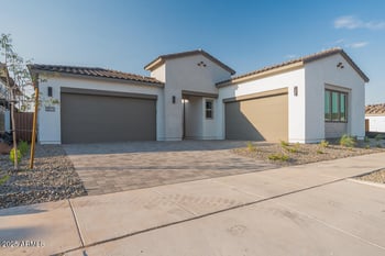 803 J Waltz Way, Apache Junction, AZ 85120