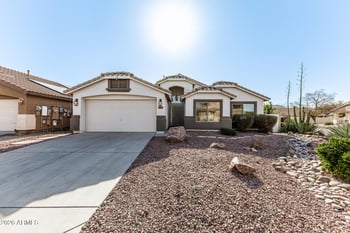 803 Penny Ln, San Tan Valley, AZ 85140