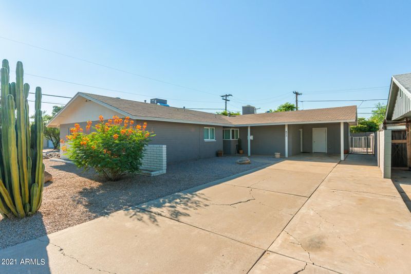 803 W Elna Rae St, Tempe, AZ 85281