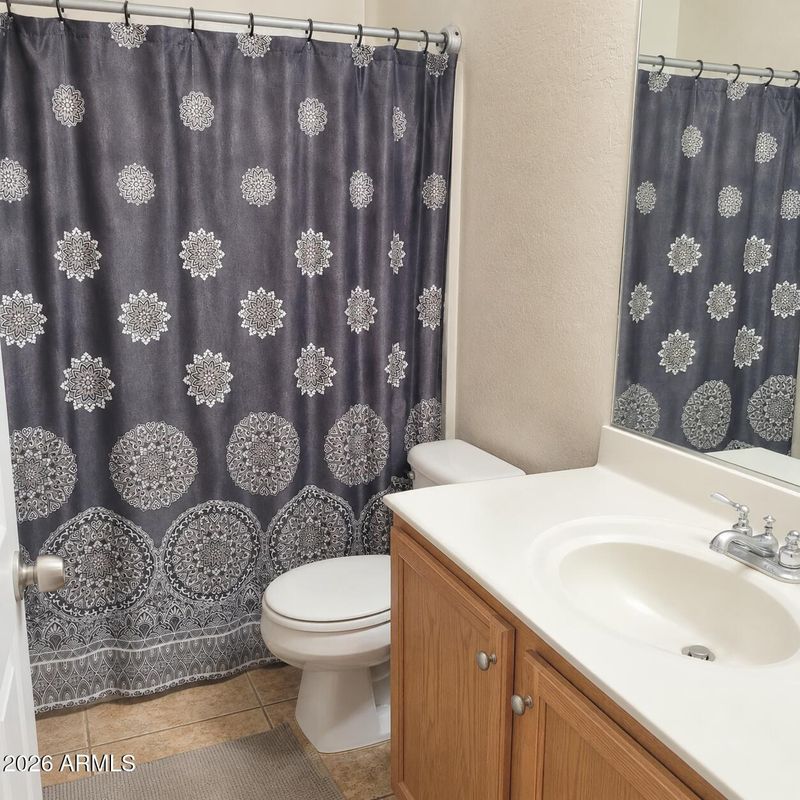 803 W Saint Anne Ave, Phoenix, AZ 85041