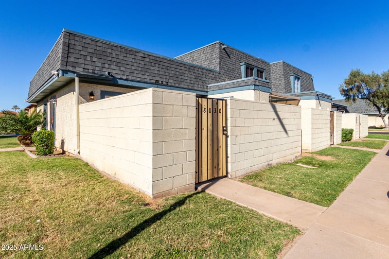 8030 32nd Ln, Phoenix, AZ 85051