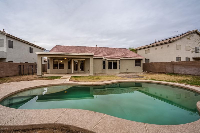 8031 W Hilton Ave, Phoenix, AZ 85043