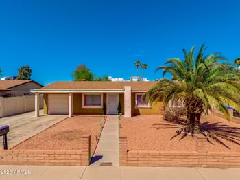 8032 Clayton Dr, Phoenix, AZ 85033