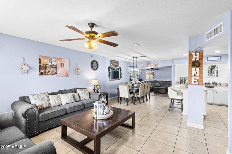 8032 Clayton Dr, Phoenix, AZ 85033