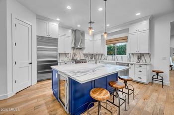 8032 E Del Laton Dr, Scottsdale, AZ 85258