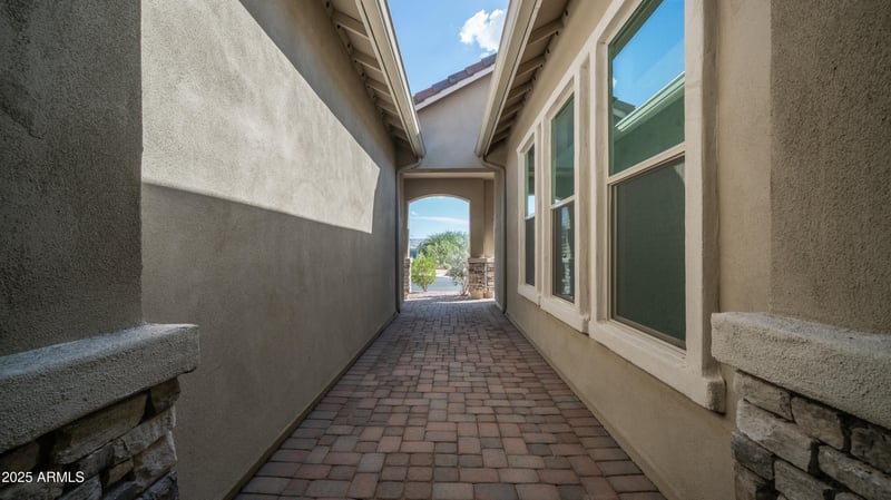 8032 June Cir, Mesa, AZ 85207