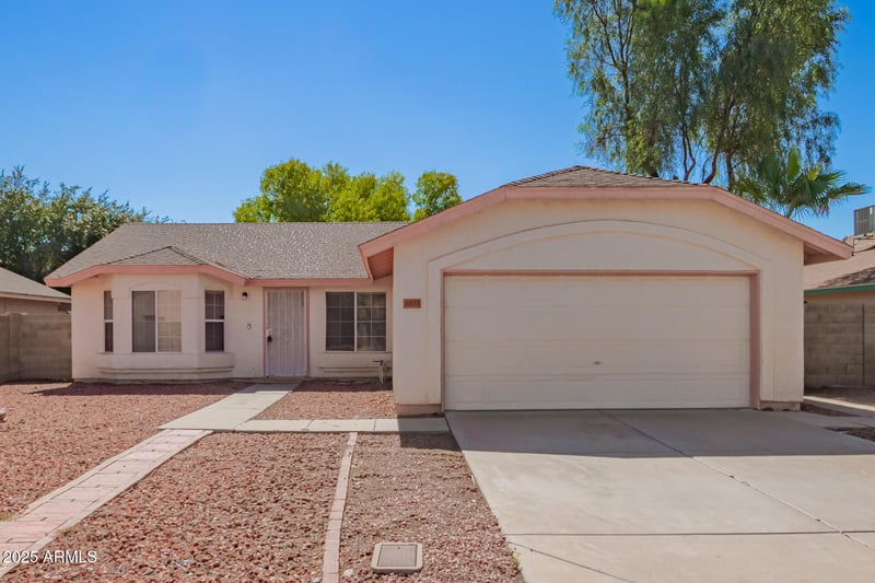 8033 Georgia Ave, Glendale, AZ 85303