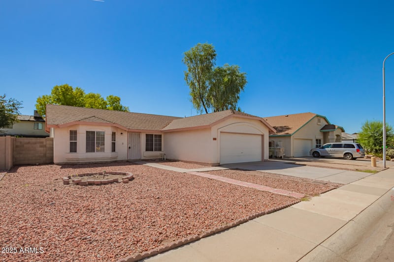 8033 Georgia Ave, Glendale, AZ 85303