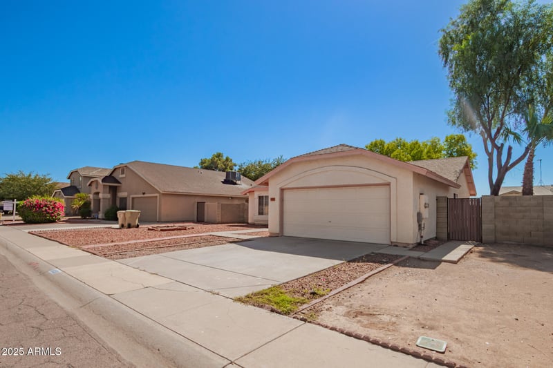 8033 Georgia Ave, Glendale, AZ 85303