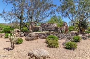 8034 Sugarloaf Cir, Mesa, AZ 85207