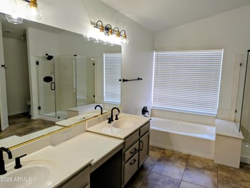 8034 Paradise Dr, Peoria, AZ 85345