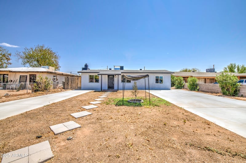 8035 4th Ave, Mesa, AZ 85208
