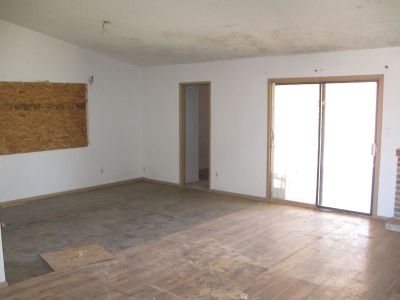 8035 W Mackenzie Dr, Phoenix, AZ 85033