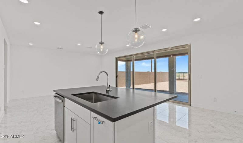 8036 Griswold Rd, Peoria, AZ 85345