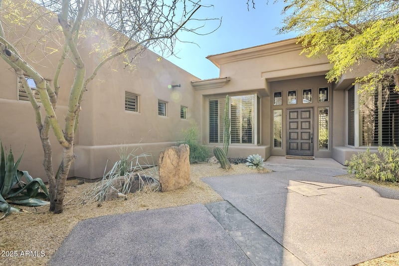 8037 E Thorntree Dr, Scottsdale, AZ 85266